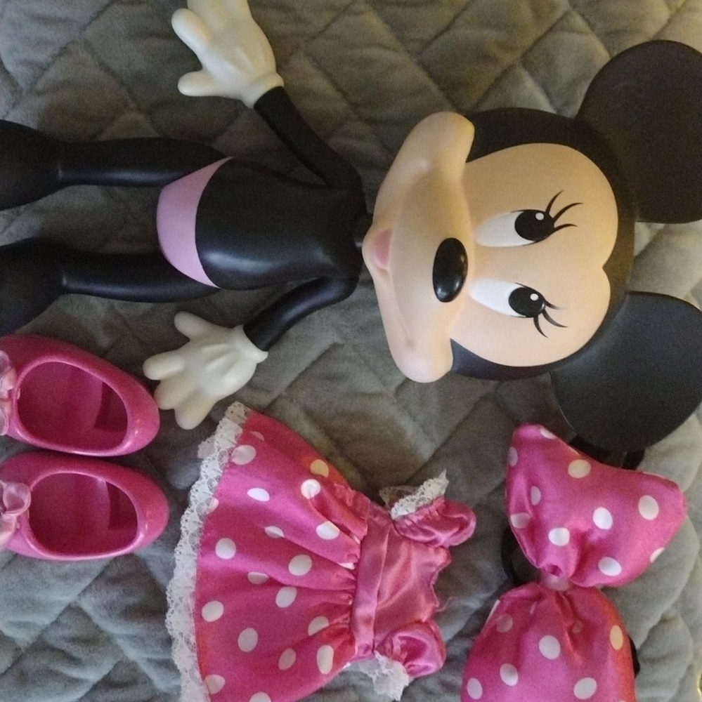 Minnie Mouse Dress Me Up Doll Full Set
